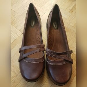 Brown Hush Puppies flats size 12 new without tags